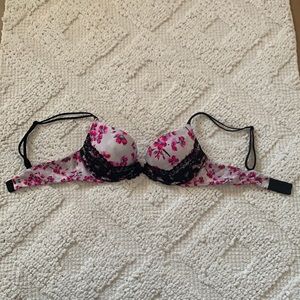 Victoria’s Secret Push-up Bra, Size 34B